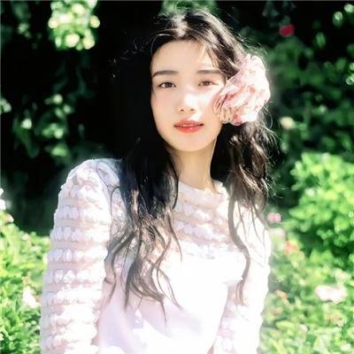 沉睡的妮可